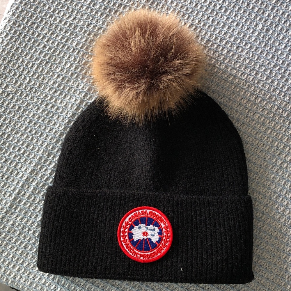 Canada Goose Black Beanie with Brown Fur Pom